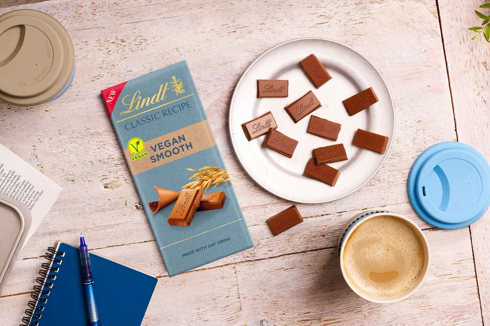 Lindt Classic
Vegan Smooth
Chocolate Bar 100g