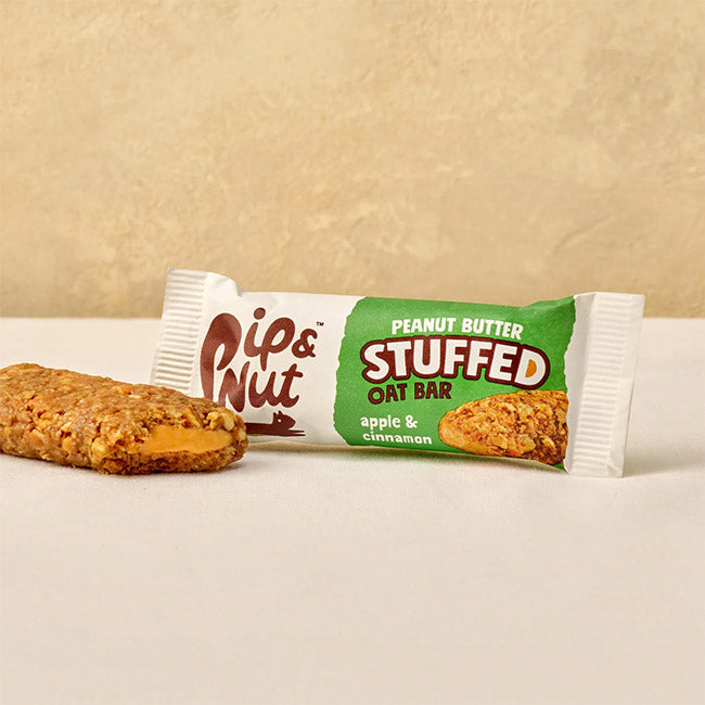 Pip & Nut Peanut Butter Stuffed Apple & Cinnamon Oat Bar 48g