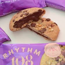 Rhythm 108 Swiss Vegan Hazelnut Chocolate Praline Soft-Baked Filled Cookie 50g