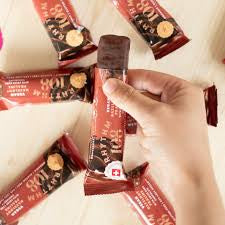 Rhythm 108 Swiss Vegan Hazelnut Praline Bar with Dark Chocolate 33g